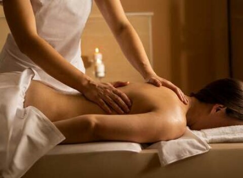 Klasická, telotelová, športová masáž aj terapia s chiropraxiou a bankovaním v BeStrongGym