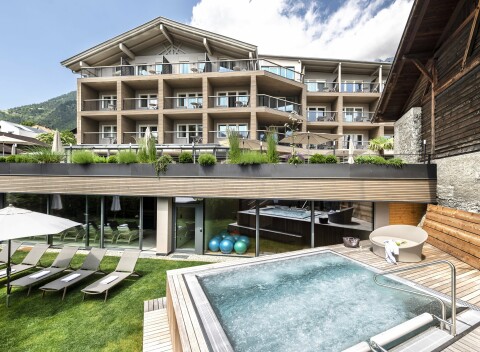 Dovolenka v Južnom Tirolsku neďaleko Merana: Hotel Das Stachelburg **** s polpenziou, wellness a zľavami