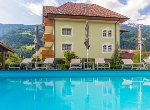 Trolské údolie Val Venosta pri Merane: Pohodový Hotel Mei Auszeit *** s polpenziou + slaný bazén, a 4 sauny