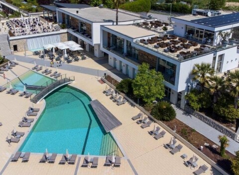 Bardolino pri Lago di Garda a zábavných parkoch: 4* Parc Hotel Germano Suites & Apartments + raňajky a bazény