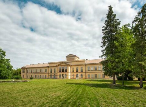 Relaxačný pobyt v Poľovníckom kaštieli Palárikovo so vstupom do wellness a polpenziou