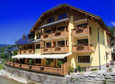 Dovolenka v rakúskych Alpách v Sporthotel Dachstein West s raňajkami