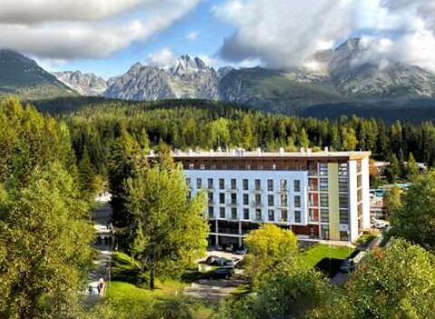 Hotel Crocus**** Štrbské Pleso so stravou, privátnym wellness a množstvom extra zliav na atrakcie