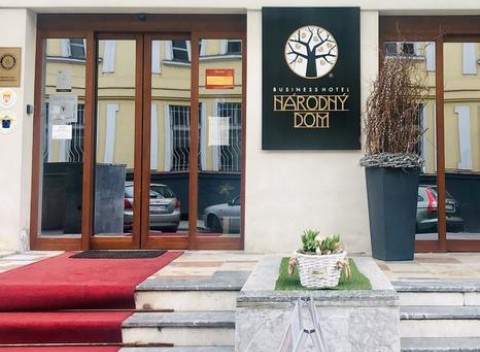 Pobyt pre dvoch v Hoteli Národný dom v historickom centre Banskej Bystrice.