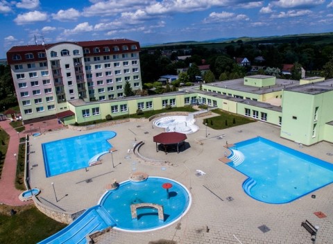 Detoxikačný wellness pobyt v prírodných jódových kúpeľoch Číž s plnou penziou.