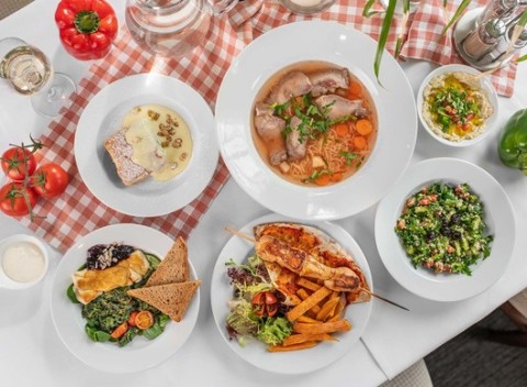 Jedinečné degustačné 6-chodové menu na Dunaji v Boteli Pressburg pre 2 osoby.