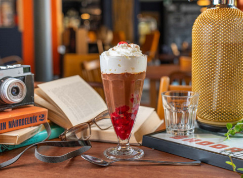 Horúca čokoláda, tradičná treska či retro gaštanové pyré nie sú v Škodovke nikdy na škodu!