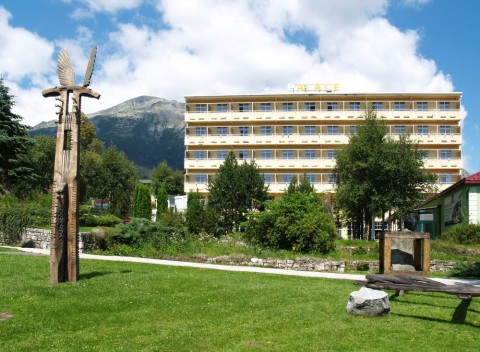 Pobyt: KRÁSY TATIER v hoteli Palace*** s polpenziou v kúpeľoch Nový Smokovec.