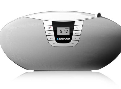 BLAUPUNKT BB 11 predstavuje modernú kombináciu rádiomagnetofónu, CD prehrávača a usb pamätí.