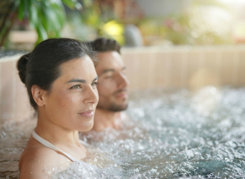 Pobyt v hoteli Březůvky v krásnej lokalite uprostred Vizovických vrchov s polpenziou a wellness.