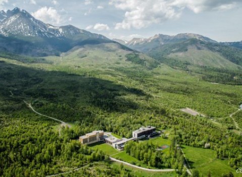 Turistika Vysoké Tatry - Pobyt priamo pod Lomnickým štítom v lone prírody v hoteli SOREA Hutník II.