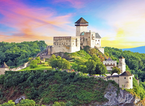 Podhorie Bielych Karpát v 3* hoteli s privátnym wellness, neobmedzeným fitness a polpenziou.