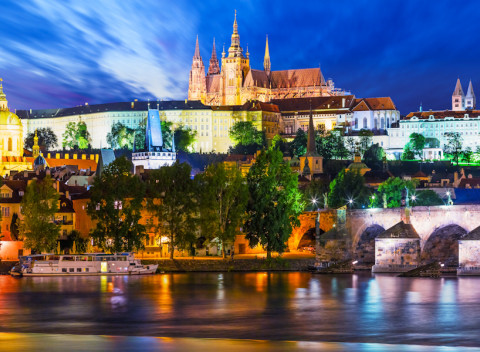 Praha v zrekonštruovanom 4* hoteli White Lion v centre s raňajkami pre 2 osoby - Celoročne!