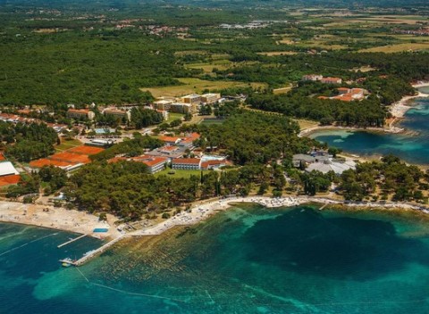 Leto v chorvátskej Istrii s polpenziou a dieťaťom až do 13,99 rokov zdarma.