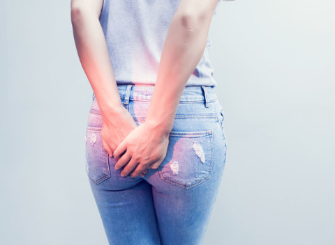 Kompletné prvotné vyšetrenie u proktológa na klinike jednodňovej chirurgie Revive.