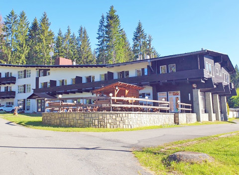 Beskydy v hoteli neďaleko Rožnova s infrasaunou, polpenziou a balíčkom zliav.