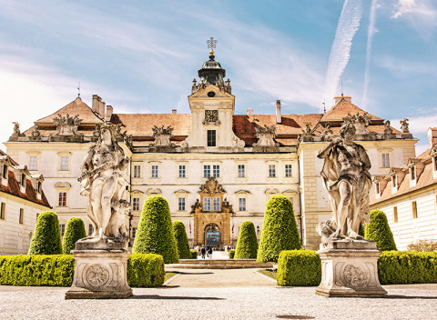 Romantická južná Morava v penzióne Irena pri zámku Valtice s raňajkami a vínom.