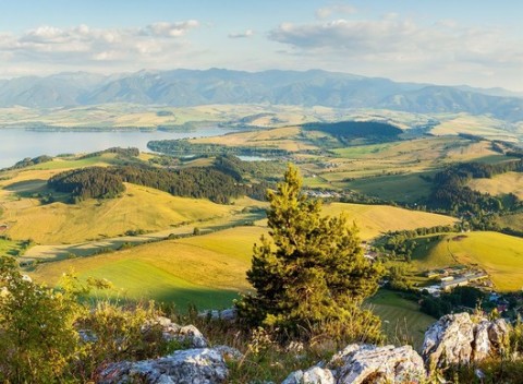 Oddych uprostred prírody na Liptove v rodinnom penzióne Vasilko s raňajkami.