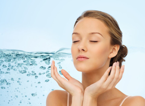 Osviežujúca oxygenoterapia 95 % kyslíkom.  A teraz sa môžete predýchať ku kráse a zdraviu.