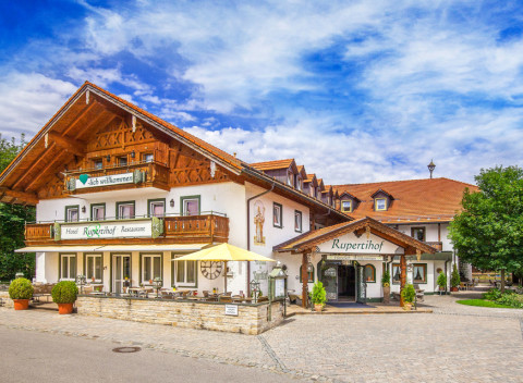 Wellness pobyt v Hoteli Rupertihof pri Salzburgu + polpenzia a vstup do kúpeľov.
