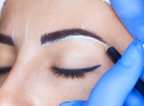 Aj vaše obočie môže byť výrazné a stále upravené vďaka microbladingu.