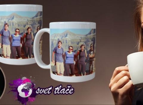 Jedinečný fosforeskujúci hrnček s vlastnou potlačou, ktorý svieti v tme teraz len za 6,50 €! Hrnček presne podľa Vašich predstáv Vám bude vždy pripomínať krásne chvíle či zážitky a aj po tme ho vždy rýchlo nájdete!