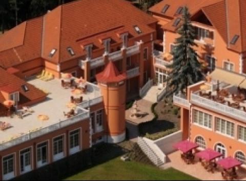 Wellness Hotel Bellevue**** Pokojné posedenie a konzumácie s výhľadom 