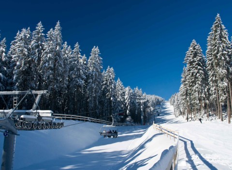Viedenské Alpy v Sporthoteli am Semmering *** s polpenziou, bazénom i lanovkou.