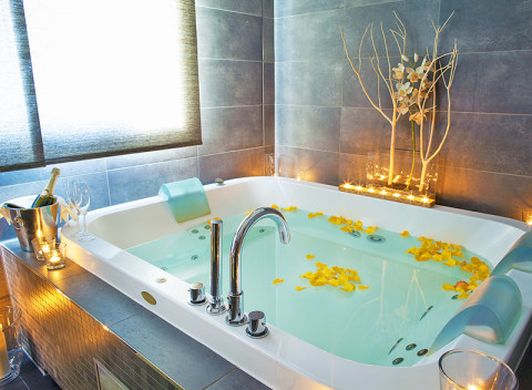 Beskydy v hoteli vo Valašskom Meziříčí s bohatým wellness a raňajkami, cez víkend.