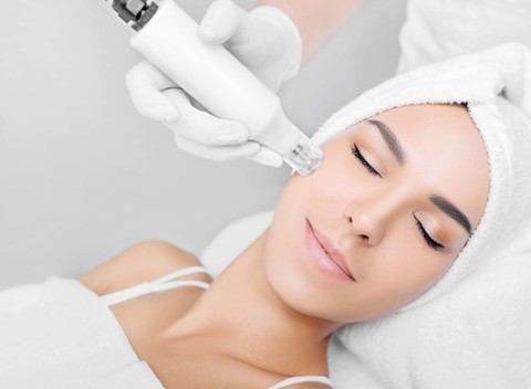 Mezoterapia – viditeľne hladká, mladá a krásna tvár už po prvej aplikácii.