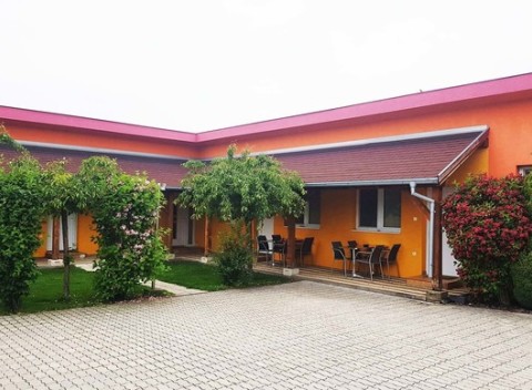 Útulné apartmány HB Apartmens vo Veľkom Mederi so vstupom do aquaparku Thermal Corvinus.