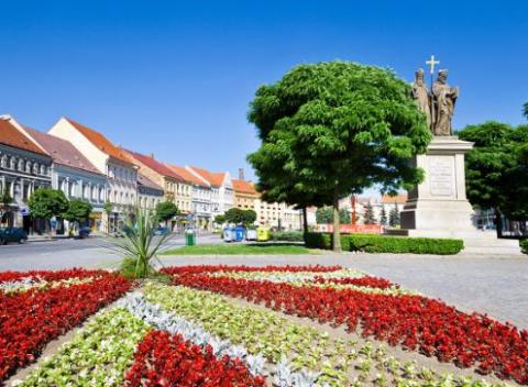 Vyskušajte si luxus ako kráľ Až 6-dňový relax pre 2 osoby s polpenziou v Třebíči