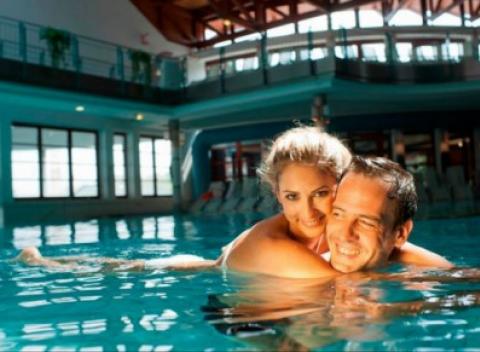 Maďarské kúpele Hegykő Premýšľate, ako si spríjemniť sychravú jeseň?