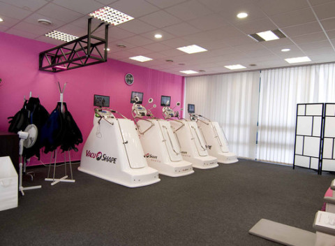 6 vstupov na VacuShape, INFRA VacuShape, Rollfit či vibračnú plošinu pre krásne a vyformovné telo.