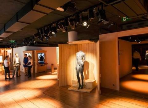 Vstup do múzea Grévin Stretnete sa s hviezdami svetového formátu 