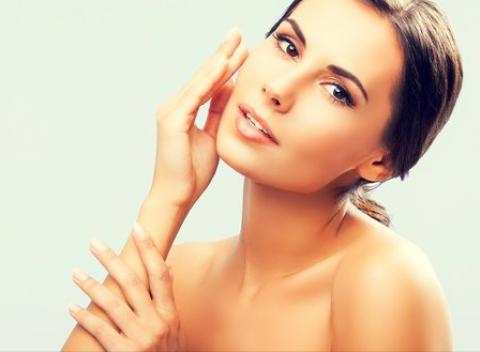 Stále krásna a mladá Odstraňovanie vrások mezoniťami