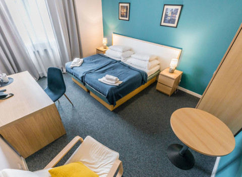 Pobyt v centre Košíc pre dvoch s raňajkami a fľašou sektu v TeleDom Hotel & Conference Center.