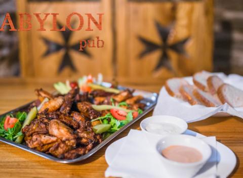 Grilované kuracie krídelka Jedinečná gurmánska pochúťka pre labužníkov