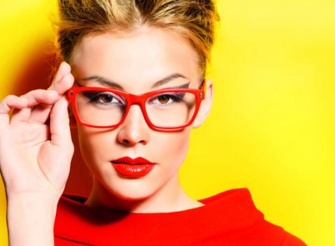 Značkové dioptrické okuliare Zrak je potrené chrániť ako oko v hlave 