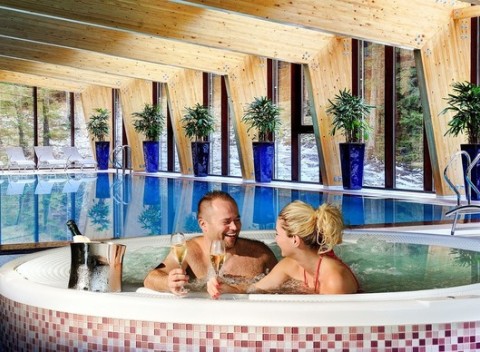 Romantický pobyt vo Wellness Hoteli Chopok**** s neobmedzeným wellness a polpenziou.