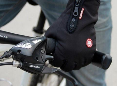 Skvelé dotykové rukavice Využijete ich najmä pri športovaní a turistike