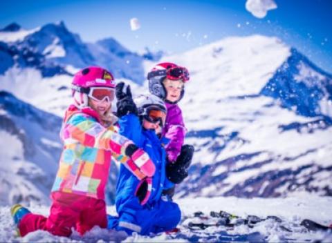 Lyžovačka uprostred rakúskych Álp. Pobyt pre dvoch v rodinnom penzióne s českými majiteľmi, bohatá polpenzia a zľavnené vstupy. 