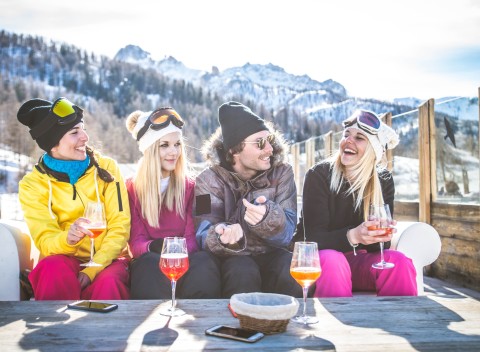 Šumava v obklopení ski areálov v Hoteli Stella *** s polpenziou a wellness.