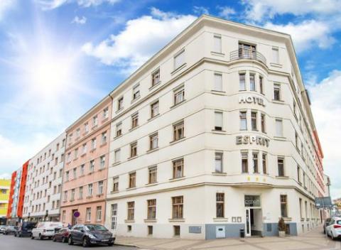 Poďte stráviť pár dní v Prahe A poznajte, prečo každoročne priťahuje turistov