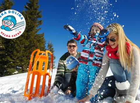Skipas v Jasenskej doline výhodne! Poriadne sa oblečte, navoskujte lyže, zatiahnite viazanie a hor sa na zjazdovku!