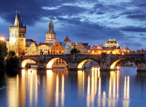 Navštívte nádhernú Prahu Romantická dovolenka pre 2 v hoteli Pankrác