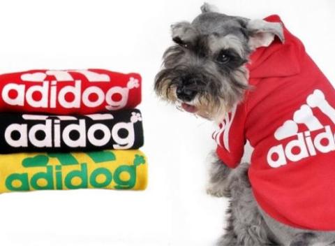 Udržte i cez zimu vášho štvornohého miláčika pekne v teple. Športová hrejivá Adidog mikina pre psov v 5 farbách.