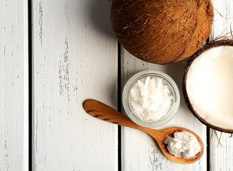 100 % prírodný kokosový olej je vhodný na pečenie i varenie. Má lahodnú chuť, je bez vône a neobsahuje cholesterol.