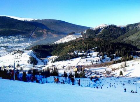 Obvolajte svojich priateľov a vyrazte na 4-dňový pobyt s wellness v Nízkych Tatrách, ubytovanie až pre 10 osôb v chate Čučoriedka. 