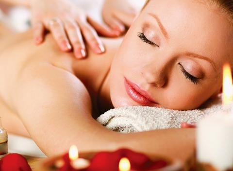 Nájdite si čas pre harmóniu a jedinečný relax. Klasická 60 - minútová švédska masáž s aplikáciou teplého škoricového oleja.